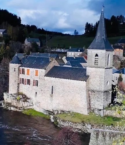 Chez Prosper Fournels